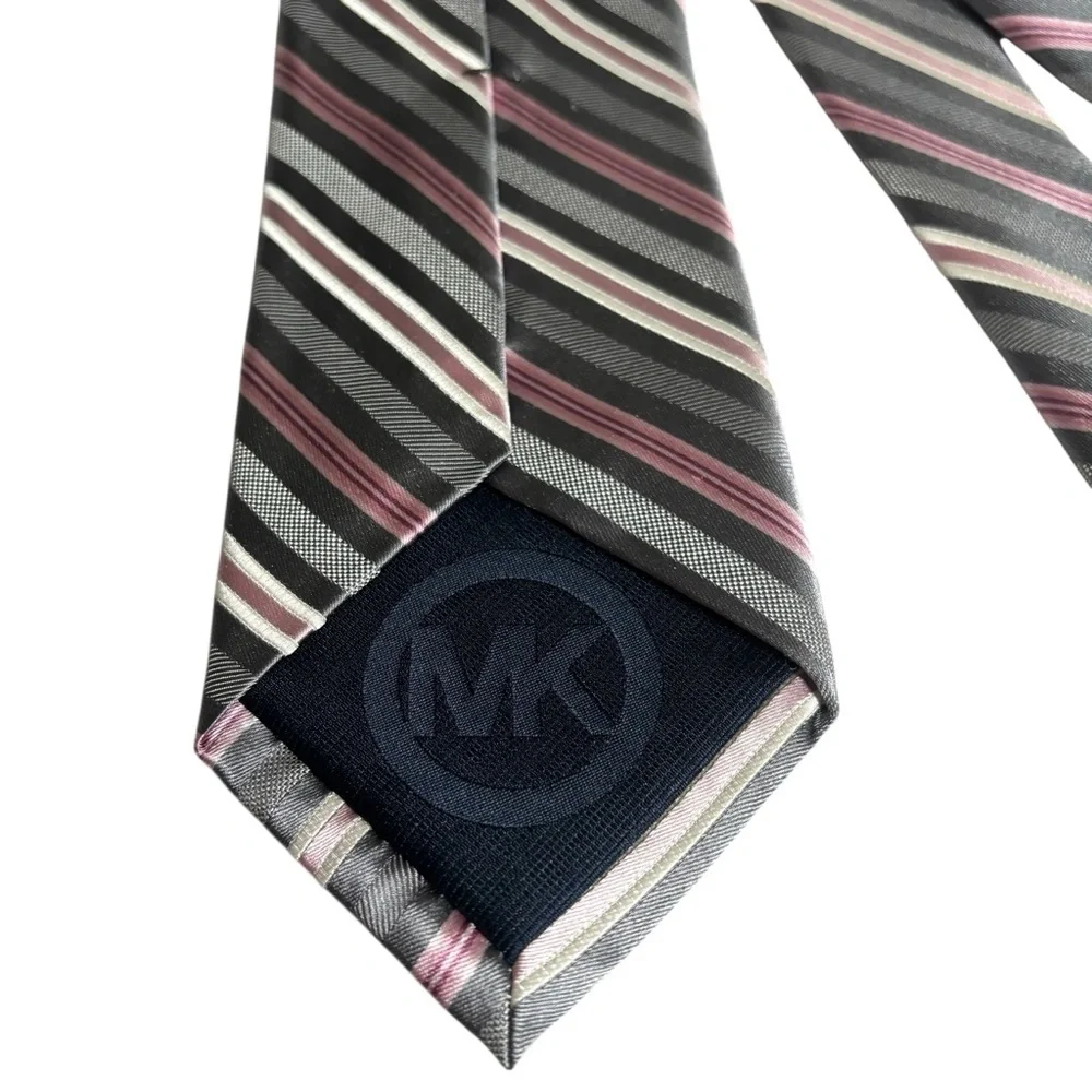 Michael Kors 100% Silk Men's Tie Office Business Casual Preppy